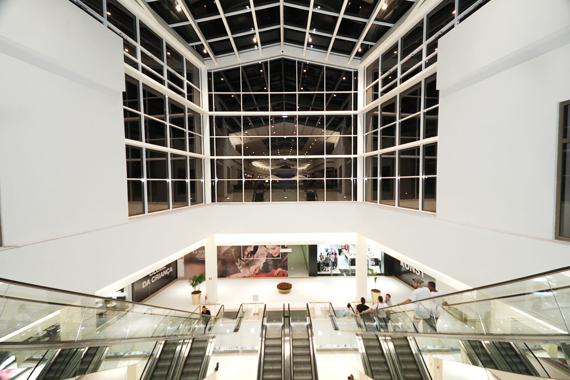 Descubra a importância de agregar valor ao produto da sua vidraçaria