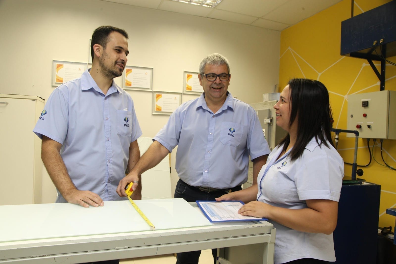 Saiba quais normas técnicas que seu negócio de esquadria deve ficar de olho