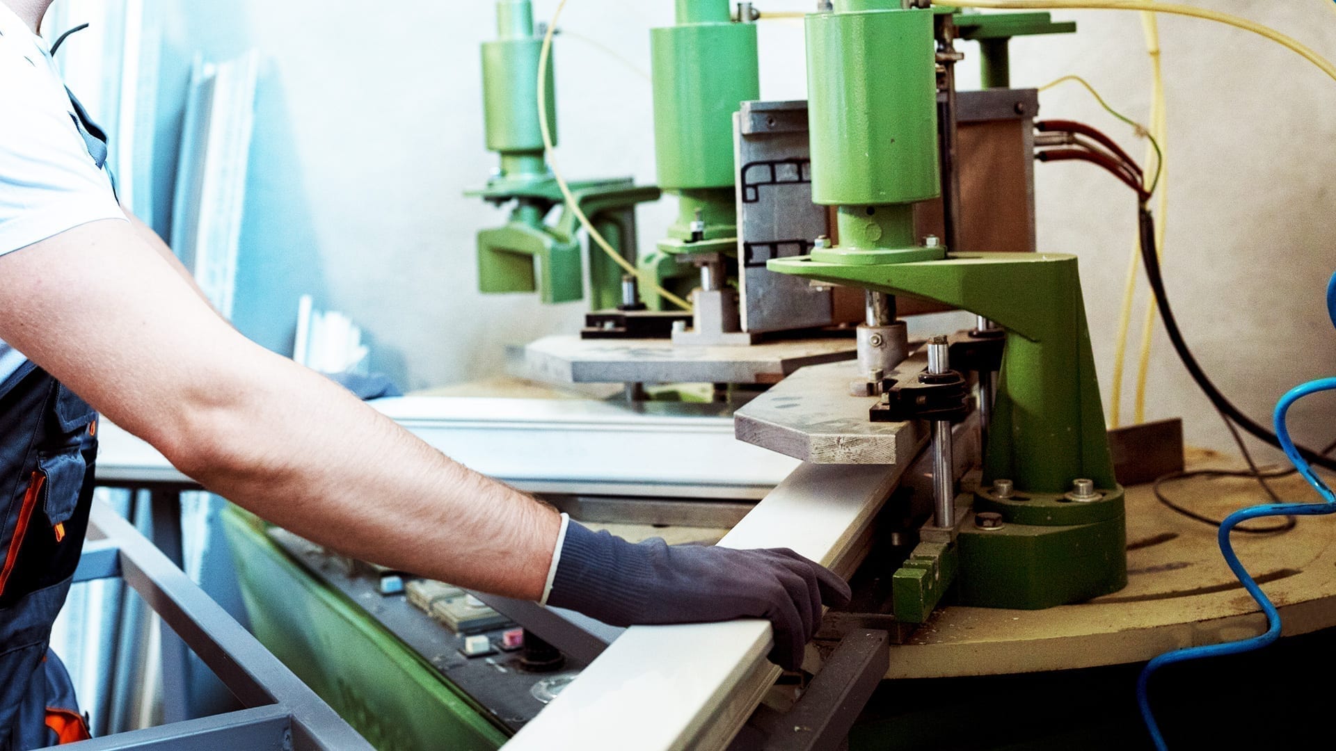 Estampo para esquadria