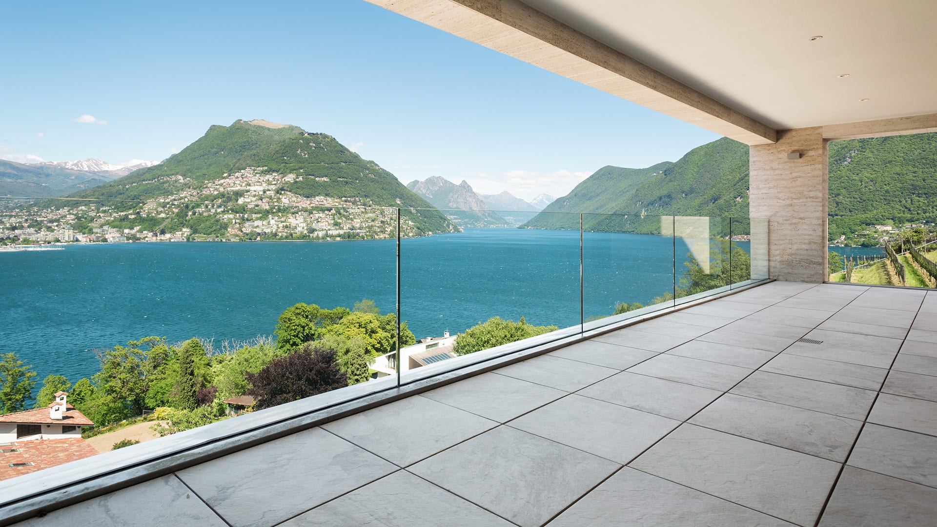 Guarda-corpo autoportante