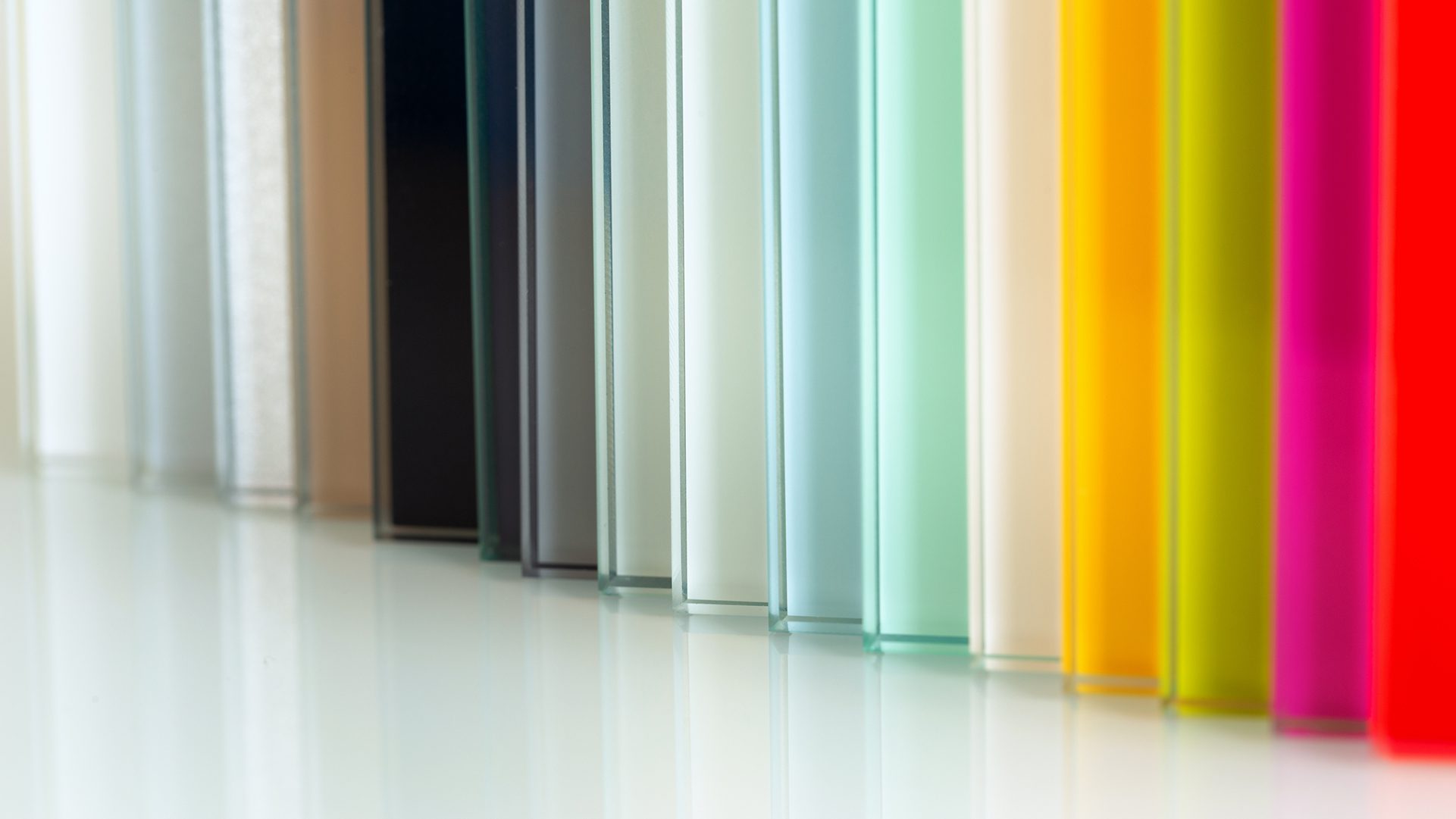 Revestimento de vidro colorido